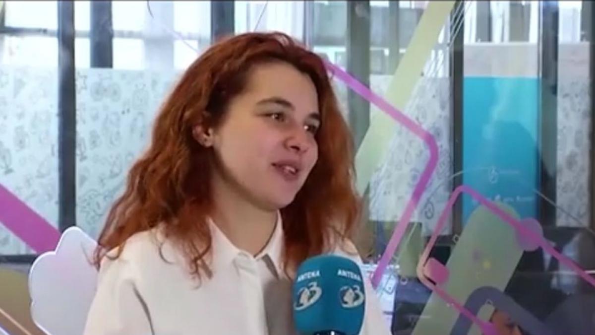 Interviu cu tânăra scriitoare Violeta Ungureanu, despre romanul său de debut