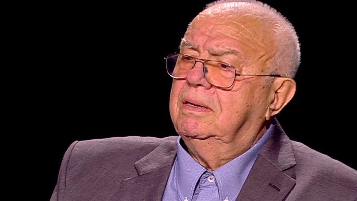 Alexandru Arșinel, spectacol aniversar în ziua votului. "E o zi foarte importantă pentru noi, românii. Astăzi aveți toate libertățile să alegeți ce vă doriți"