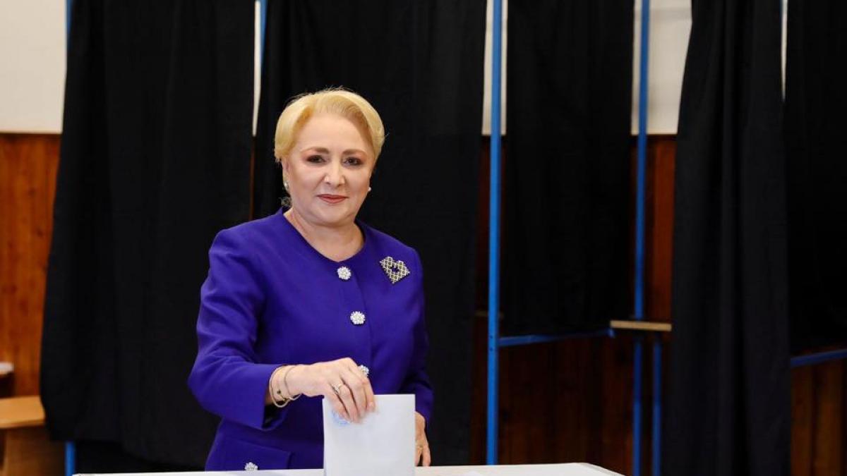 Viorica Dăncilă, după aflarea rezultatului exit-poll: „Lupta noastră este pentru România. Suntem în turul II cu toate criticile și toată campania anti-PSD și anti-Viorica Dăncilă” 