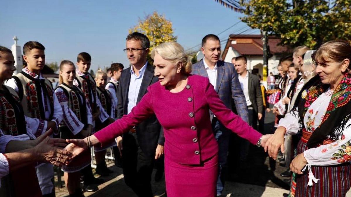 Viorica Dăncilă: „Luni voi fi preşedintele României. Cred în victoria binelui în faţa răului”