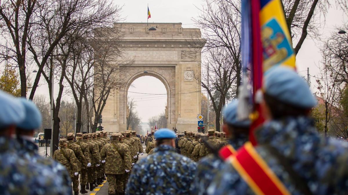 Trafic rutier restricţionat în Capitală pentru antrenamentele generale şi parada militară de 1 Decembrie 