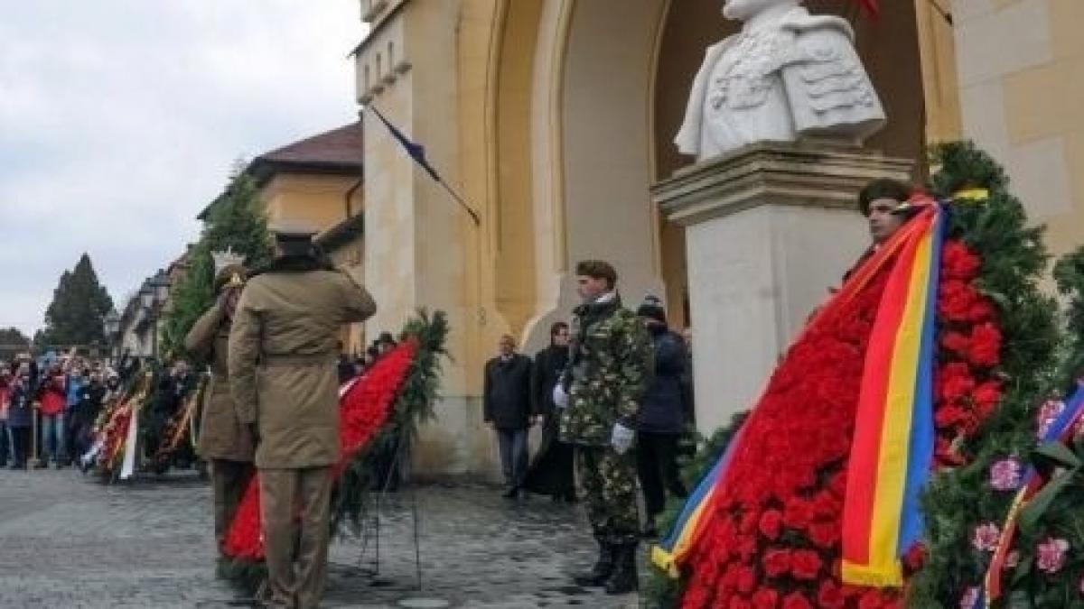 ZIUA ROMÂNIEI. În jur de 60.000 de oameni, aşteptaţi la Alba Iulia de Ziua Naţională 