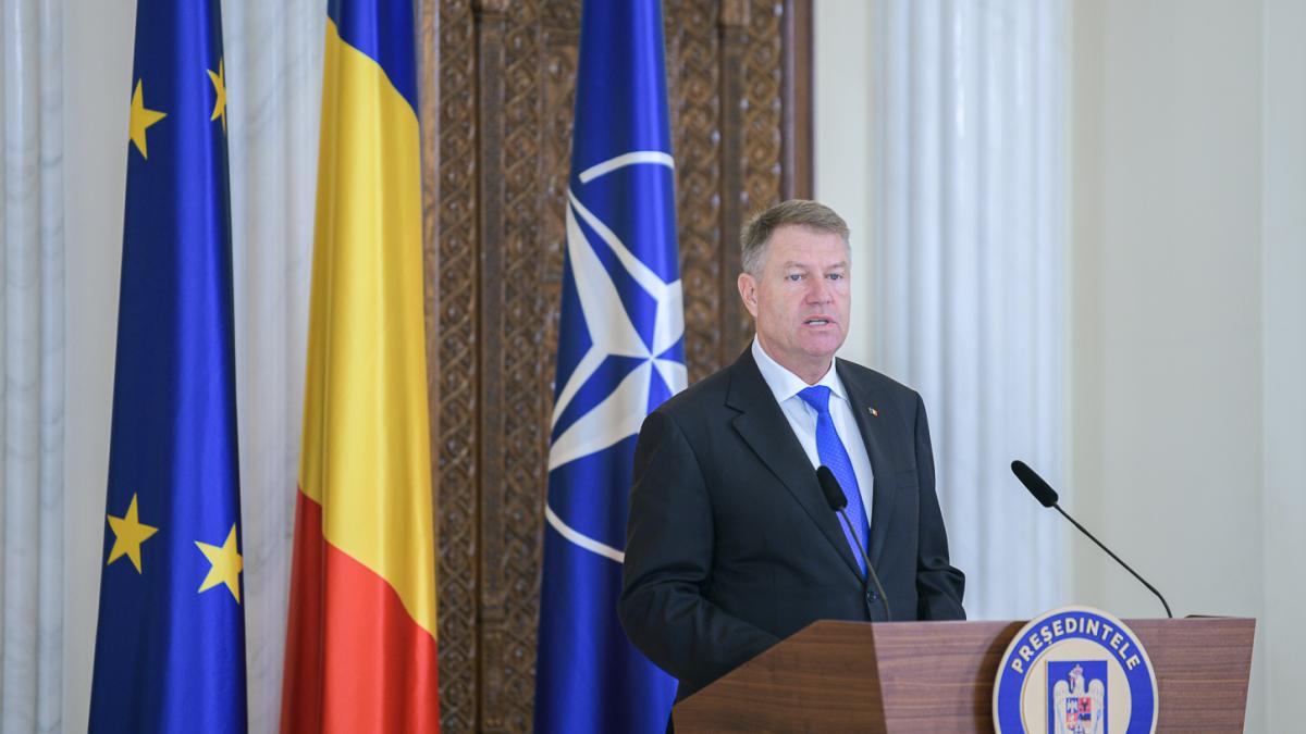 Klaus Iohannis: „Îmi doresc ca primarii să fie aleşi în două tururi”