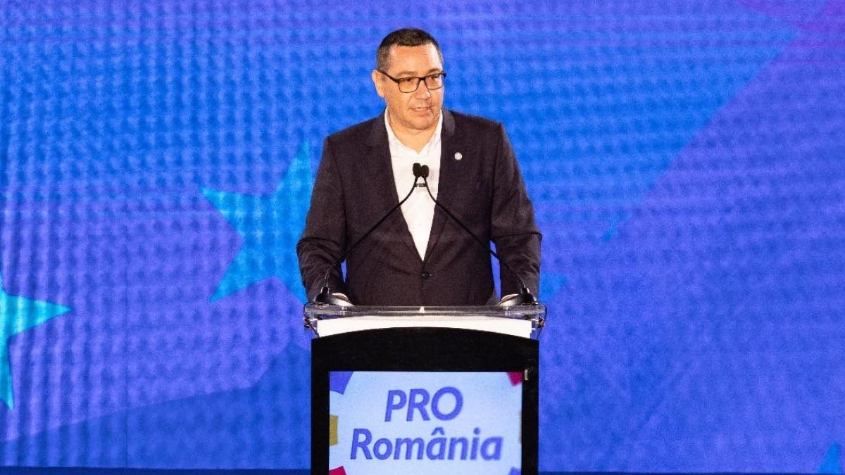 Victor Ponta nu va vota eliminarea pensiilor speciale. ”Stiu că mereu mă pun contra curentului, dar vă rog să vă gândiți...”