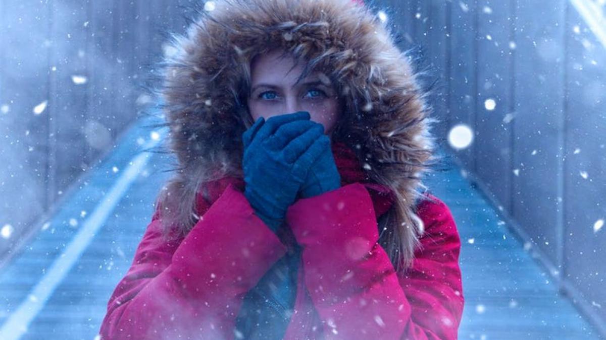 VREMEA. Ceața persistă în weekend, iar temperaturile scad dramatic! Mercurul din termometre coboară până la -19 grade Celsius