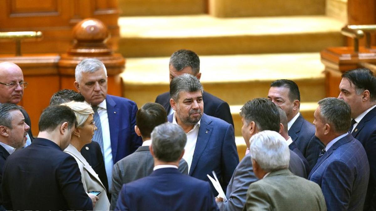 Marcel Ciolacu, anunțul care bagă toate partidele în ședință. USR-PLUS: „PSD-ul vrea să se agațe de orice, doar să nu fie anticipate!”