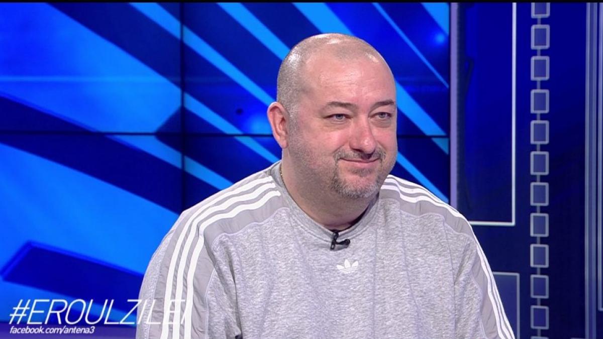 Eroul Zilei: Teodor Hossu Longin, omul care a dus tone de cărţi în licee