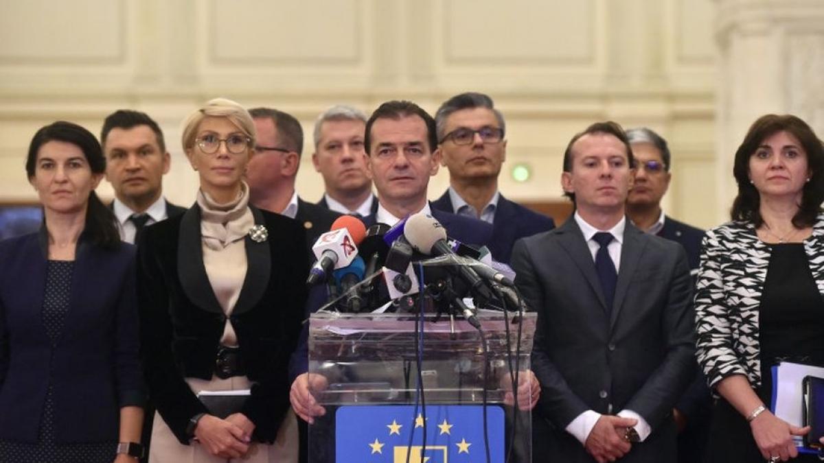 Ludovic Orban se declară foarte mulţumit de activitatea miniştrilor: „I-am evaluat într-o perioadă destul de lungă”