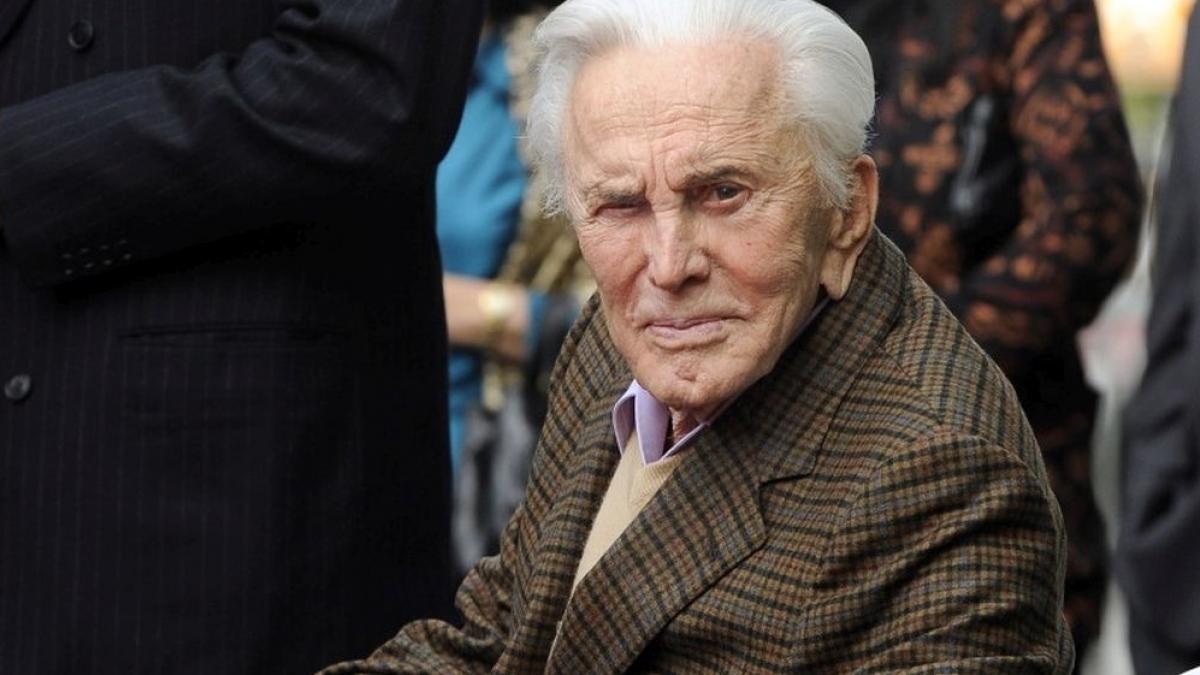 Doliu în lumea filmului! Legendarul actor Kirk Douglas a murit la 103 ani