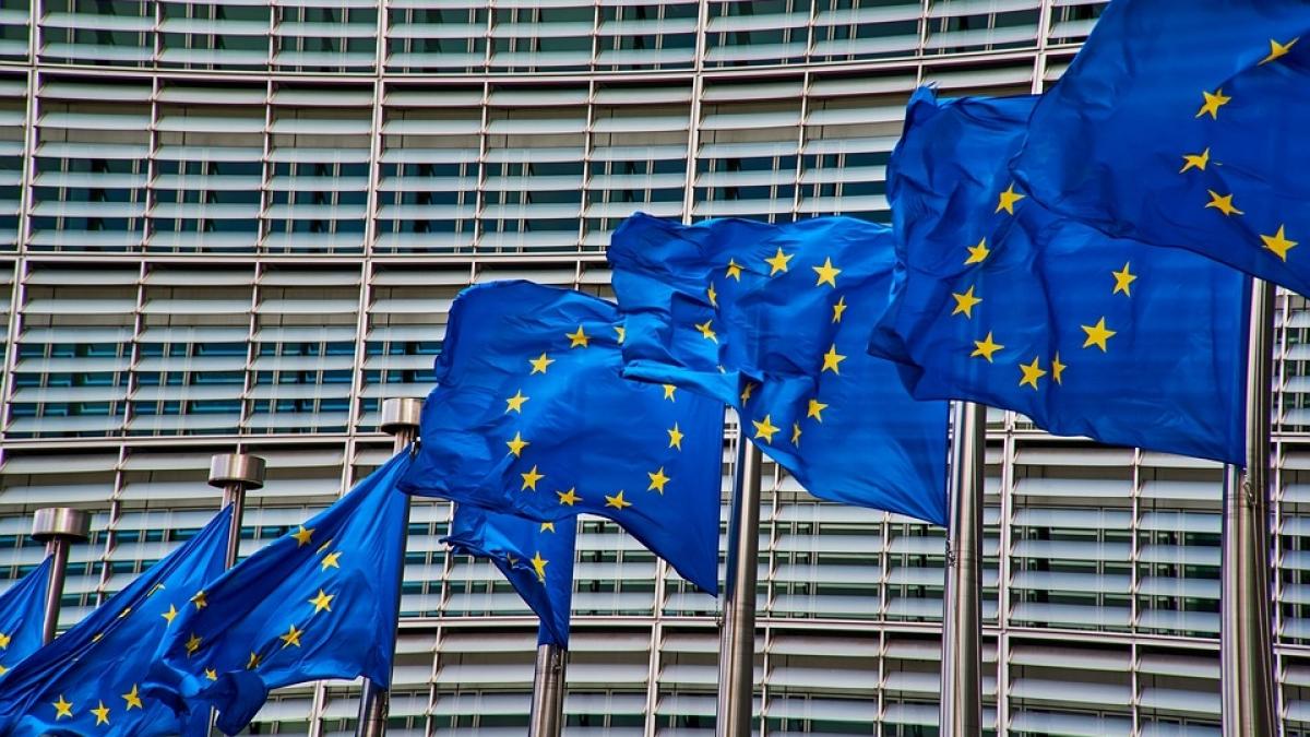 Comisia Europeană: Economia României va continua să scadă în 2020 și 2021