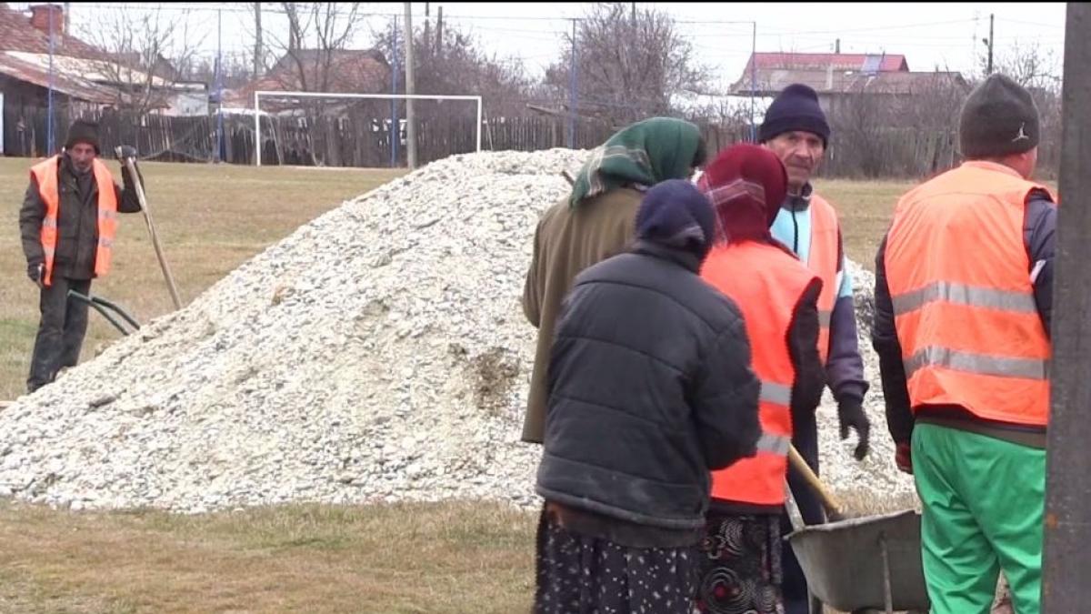 Românii, campioni la... stat degeaba. Ce se va întâmpla cu cei care refuză să muncească - VIDEO