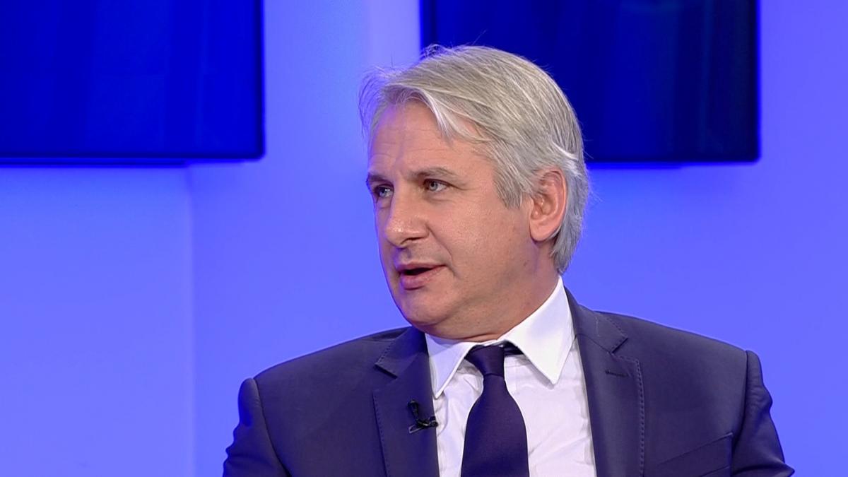 Eugen Teodorovici: Au fost crescute cheltuielile în mod nejustificat și veniturile lăsate de izbeliște. Putea fi evitat acel deficit de 4,6%