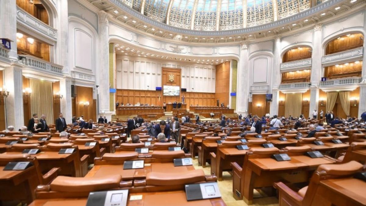 Un deputat PNL vrea derogare pentru a putea să voteze Guvernul Orban II