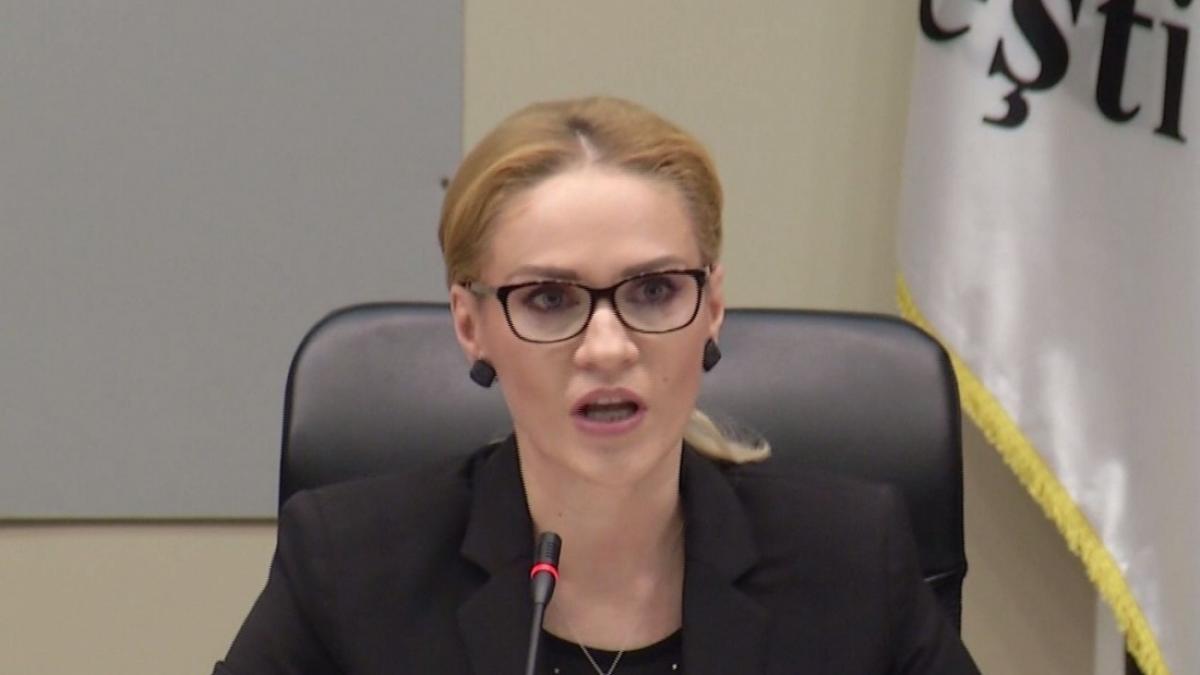 Gabriela Firea: "Locurile pentru carantină din București sunt ocupate. Analizăm alte șapte clădiri"