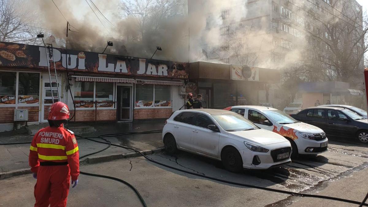 Incendiu Puternic La Restaurantul Pui La Jar Din GalaÈ›i Antena 3