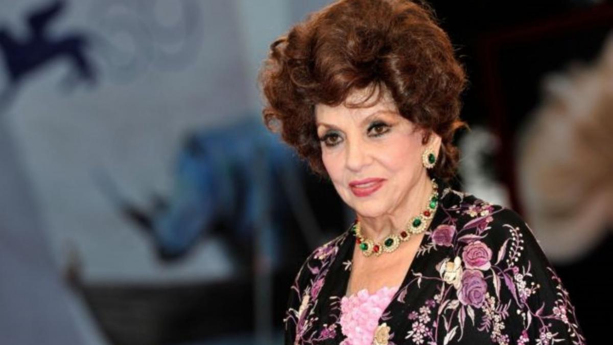 Celebra actrița italiană Gina Lollobrigida, jefuită de bijuterii de un român. Bărbatul a încercat să scape spunând că actrița i le-a făcut cadou 