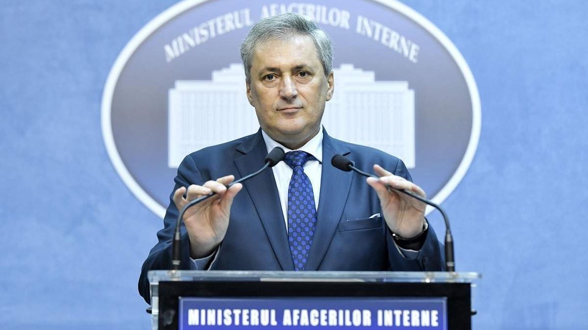 Vela: Cetăţeni din alte partide vor să creeze evenimente gen 10 august şi să asalteze bisericile