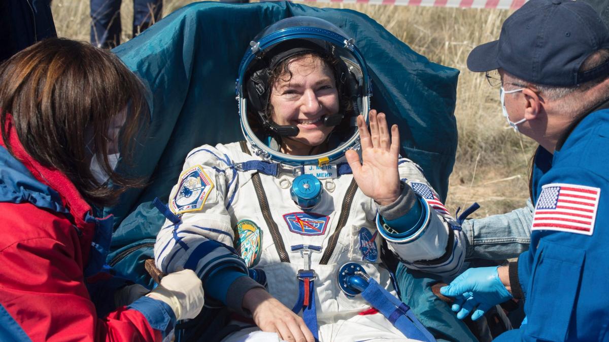 Astronauții care s-au întors pe o planetă complet schimbată de coronavirus (video)