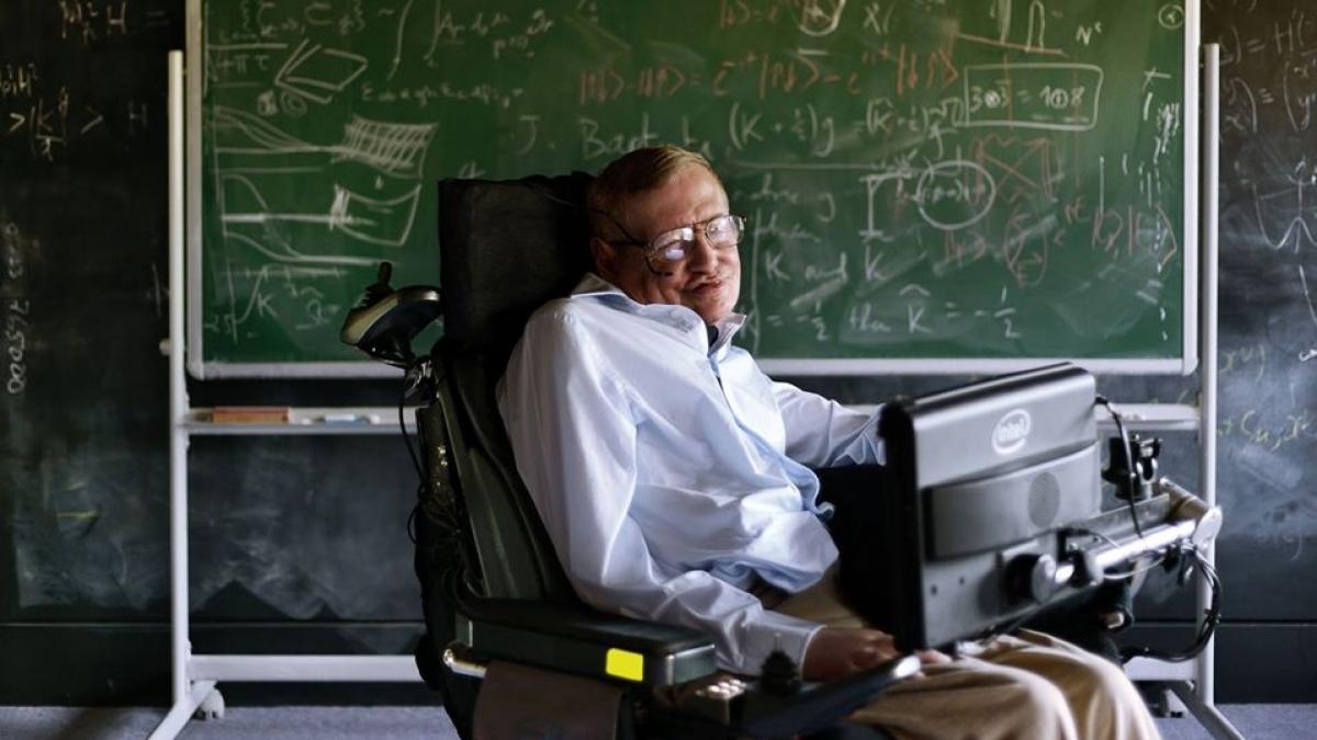 Familia lui Stephen Hawking a donat ventilatoarele celebrului om de știință 