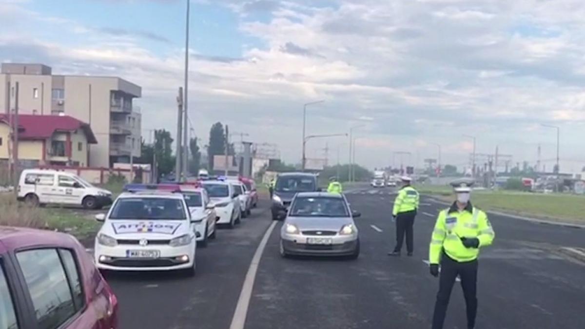 Filtre la intrarea pe autostrăzi. Poliţiştii de la Rutieră îi verifică pe şoferi 