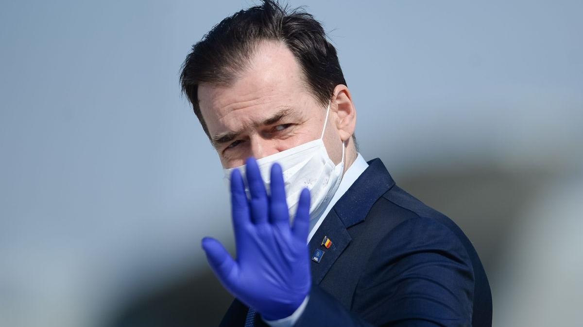 Ludovic Orban: "Mall-urile, cafenelele, barurile și restaurantele rămân închise și după 15 mai"