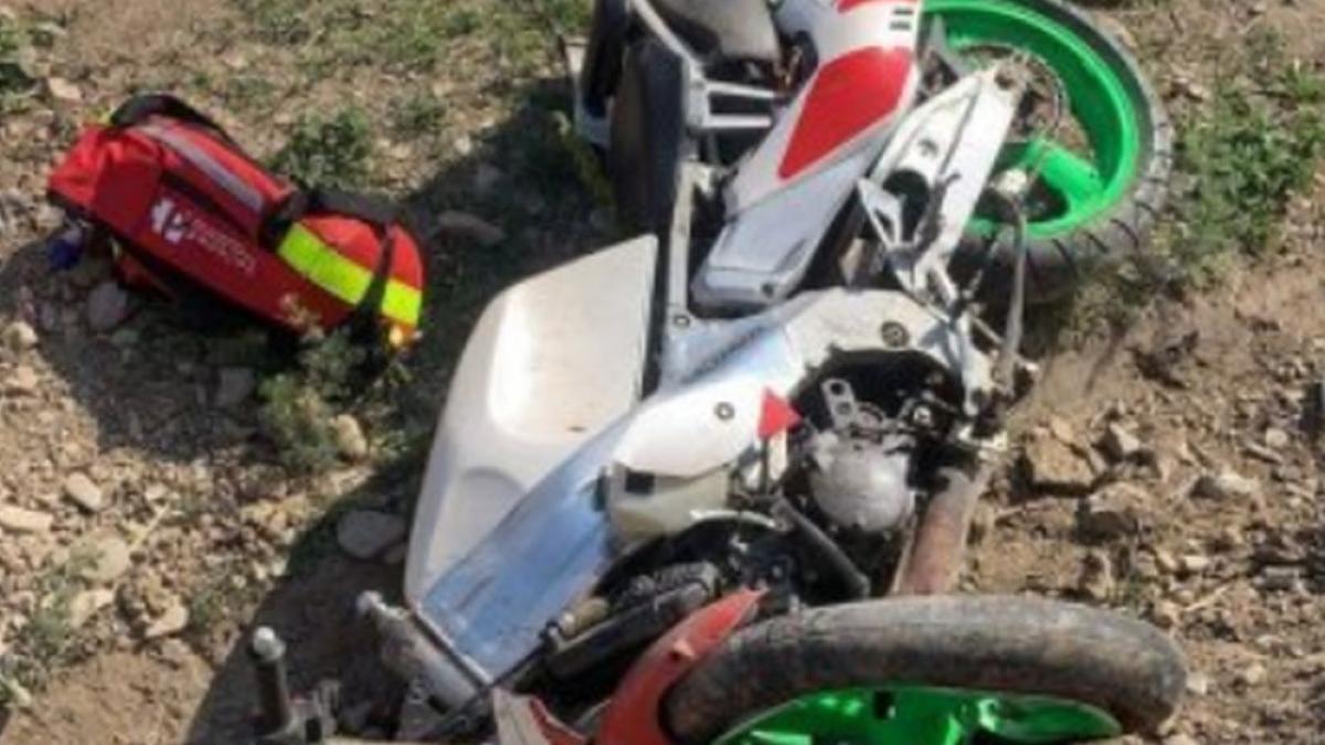 A murit lângă casă, după ce a ieșit cu motocicleta. Tatăl s-a chinuit în zadar să-l resusciteze