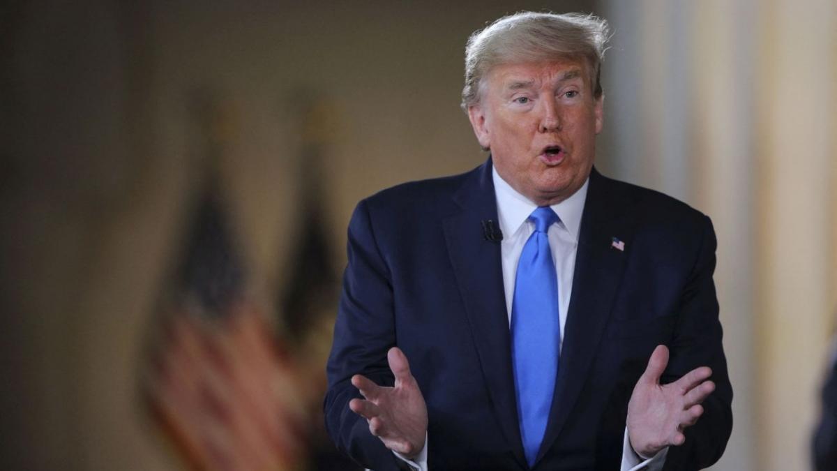 Donald Trump afirmă că este o onoare ca SUA să fie pe primul loc în lume la numărul de cazuri de infectări cu coronavirus