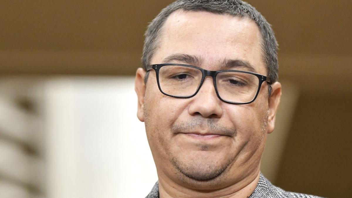 Victor Ponta: „Ce blestem! După 30 de ani să ne conducă tot Orban și Băsescu!”