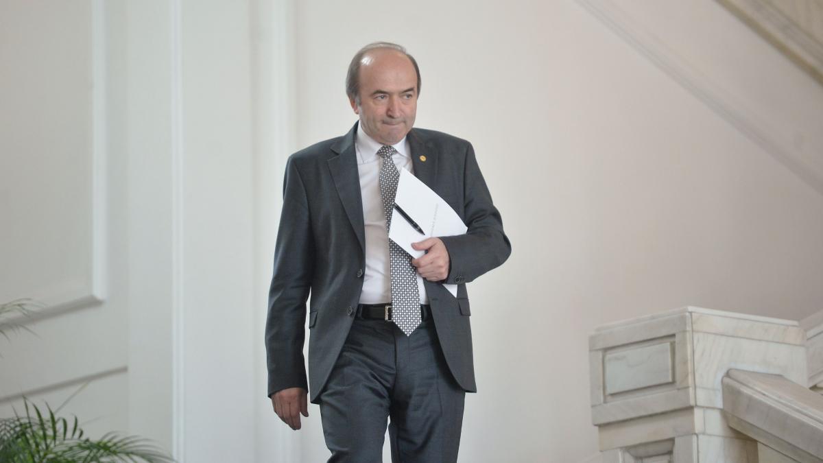 Cererea de eliberare din funcție a lui Tudorel Toader a ajuns la Comisia de la Veneția