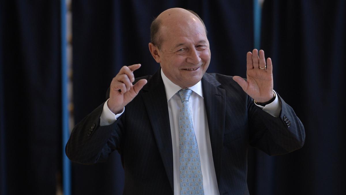 Traian Băsescu: Pandemia de coronavirus a venit și cu o parte bună. Copiii românilor sunt extrem de talentați!