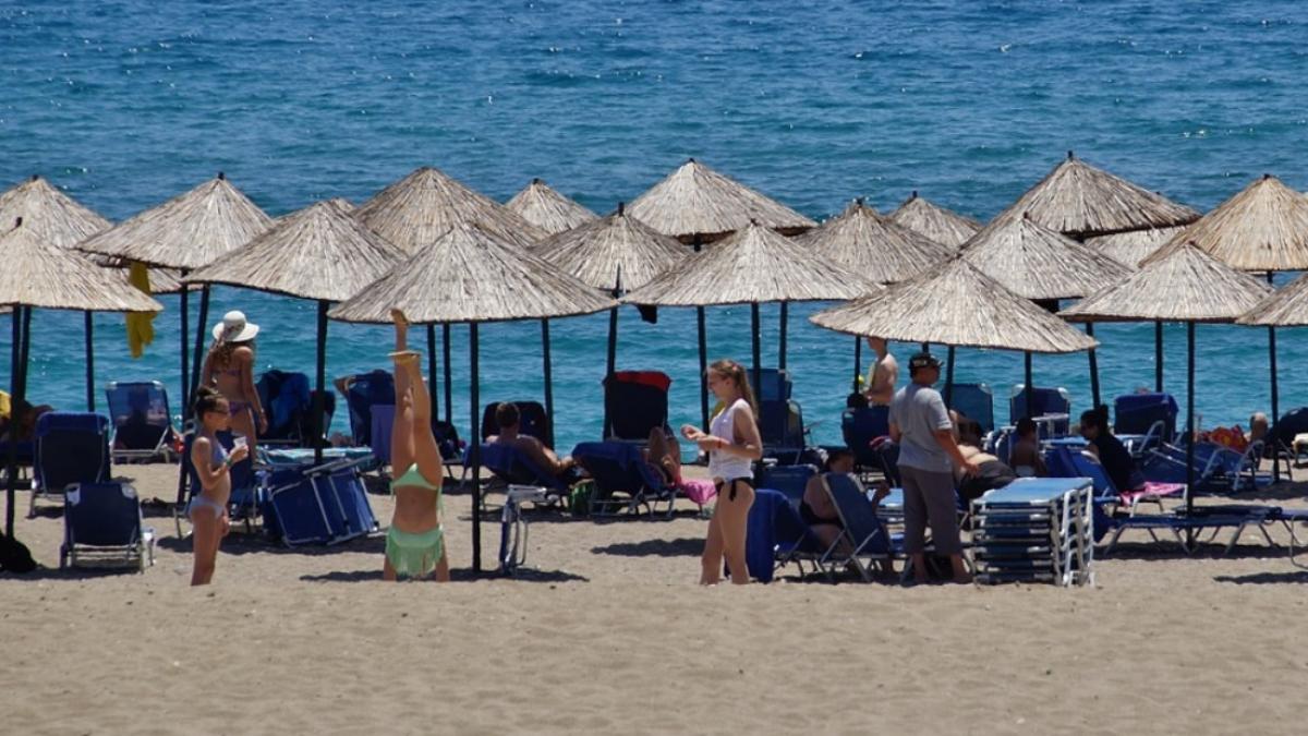 Afaceriștii de la mare, nemulțumiți de măsurile Guvernului: 'Noi suntem negustori, nu suntem asistenți medicali ca să știm ce trebuie să facem'