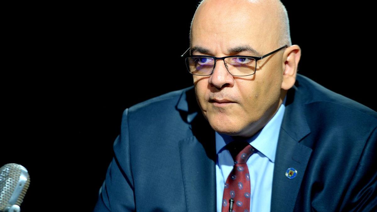 Arafat: Nu-i ascultaţi pe cei care spun despre COVID-19 că e o "biată gripă". Bolile banale nu ucid atâta personal medical care îşi face datoria