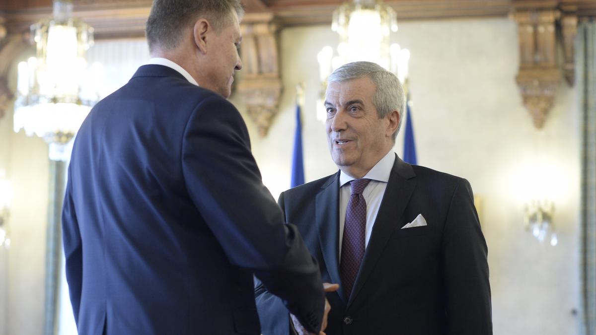 Cade Guvernul Orban? Tăriceanu: "Iohannis o caută cu lumânarea"