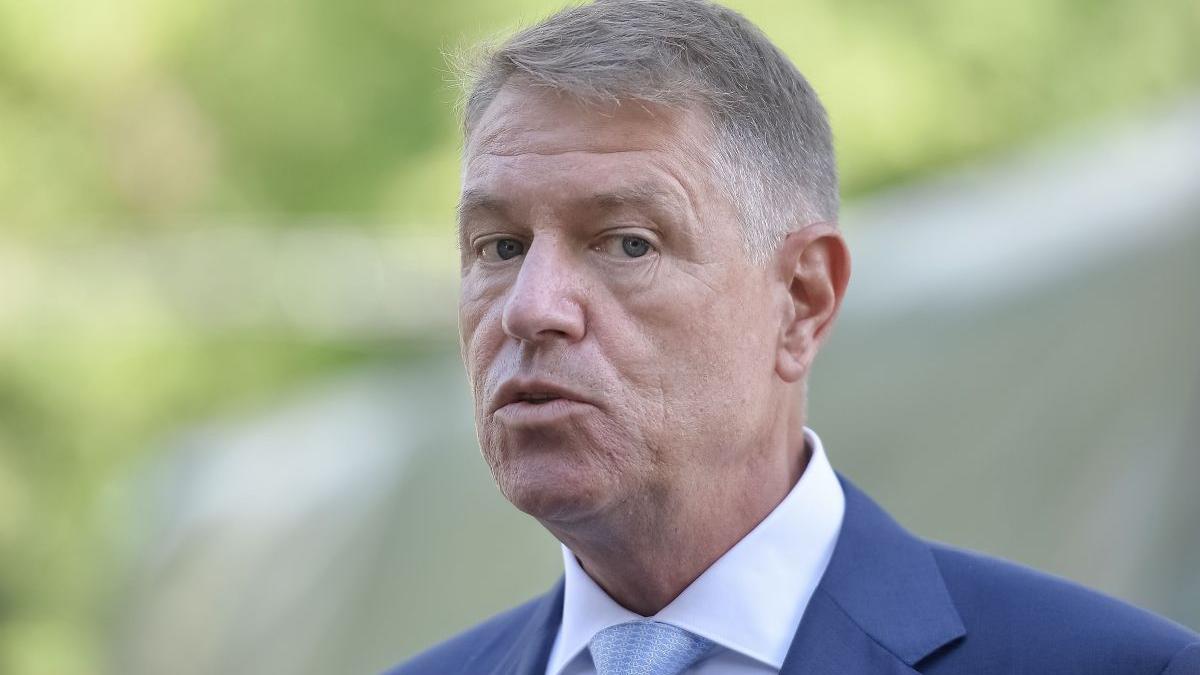 Iohannis, mesaj înainte de moţiune: PSD vrea să arunce țara în haos, pentru a pune mâna pe putere cu orice preț. Apelul preşedintelui către parlamentari