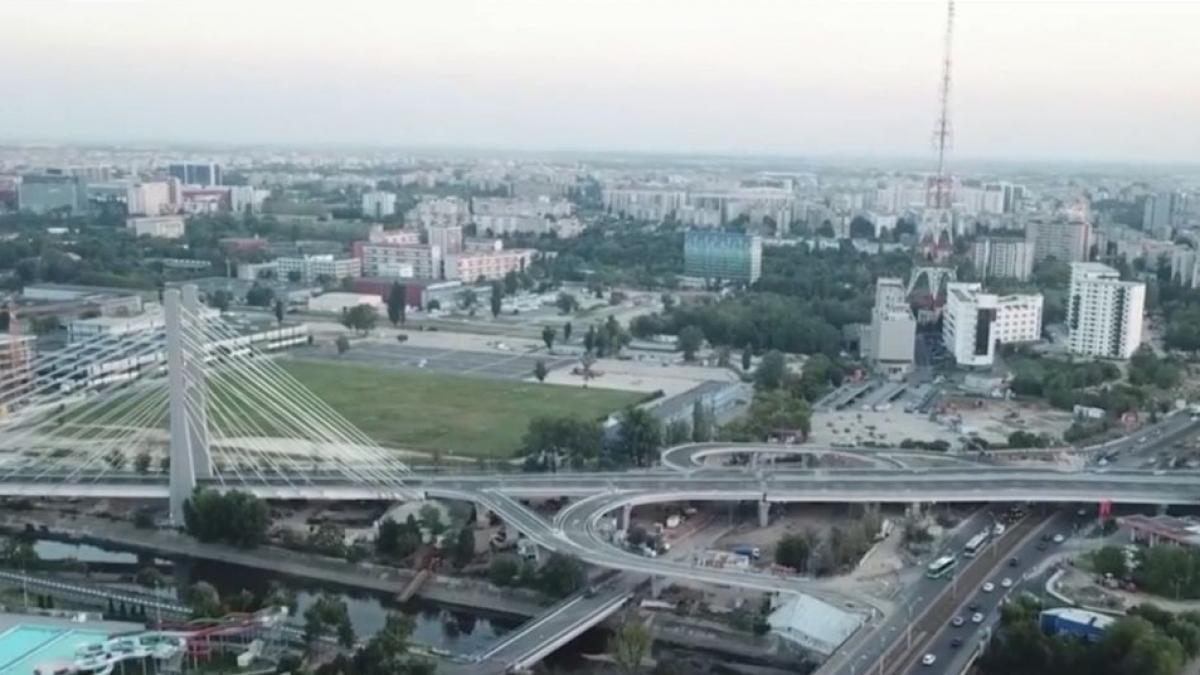 Investiţii uriaşe în infrastructura Capitalei pentru fluidizarea traficului şi reducerea poluării