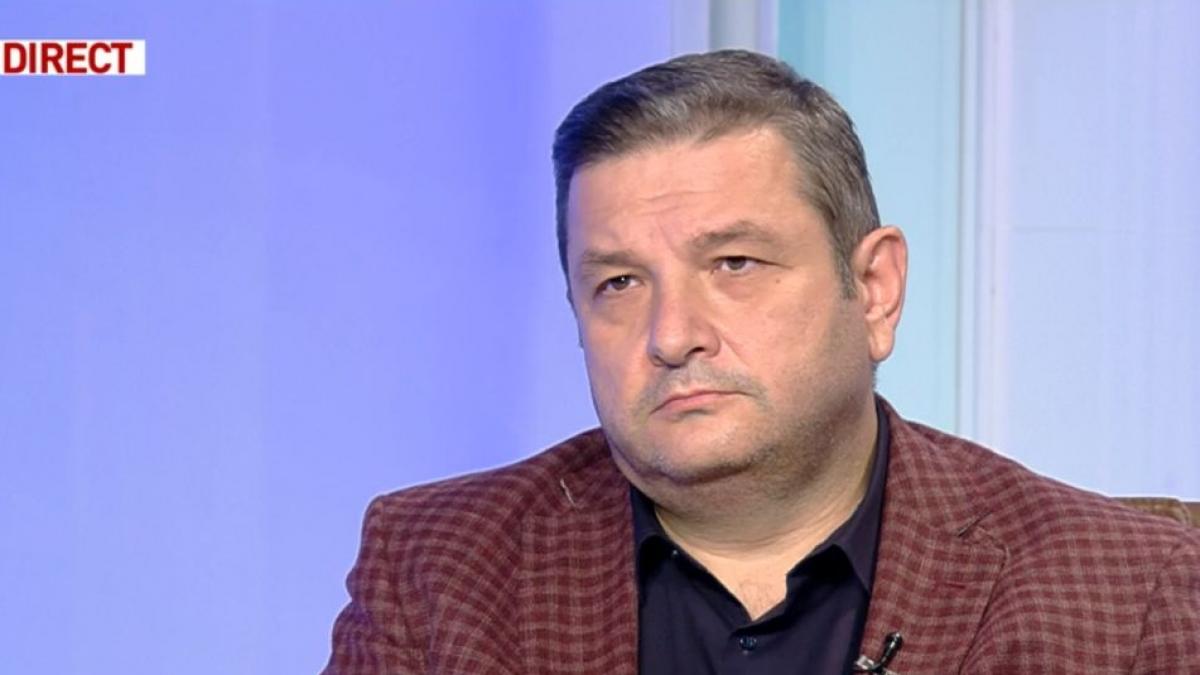 Bogdan Ciucă: ''Aveam 300 de cazuri pe zi şi le spuneam oamenilor în vârstă, că nu au voie să iasă din case. Acum avem 3.000 de cazuri pe zi şi le spunem că trebuie să iasă la vot!''