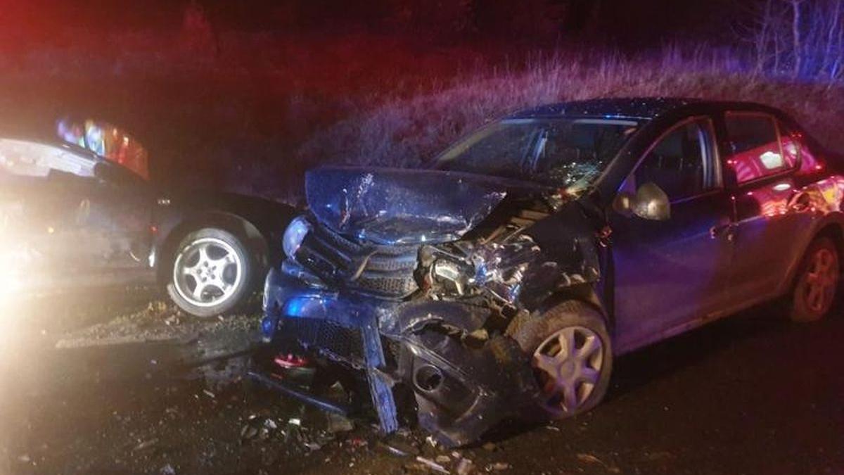 Accident grav în Cluj! Un tânăr de 18 ani este intubat, iar o femeie și un copil au fost răniţi