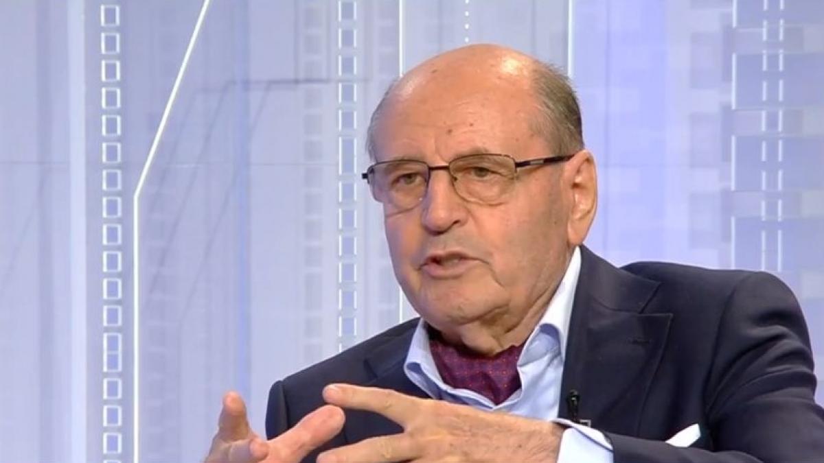 Prof. dr. Constantin Dulcan, avertisment privind crearea vaccinului COVID:  Inteligenţa virusului este în avantaj!