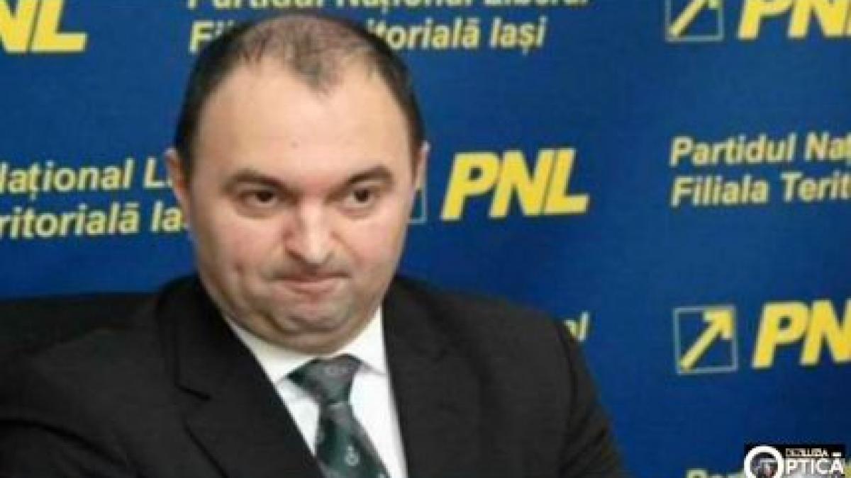 Închisoare pentru fostul ministrul liberal al Educaţiei, Cristian Adomniţei. Judecătorii au pronunţat condamnările în dosarul "Albumul"