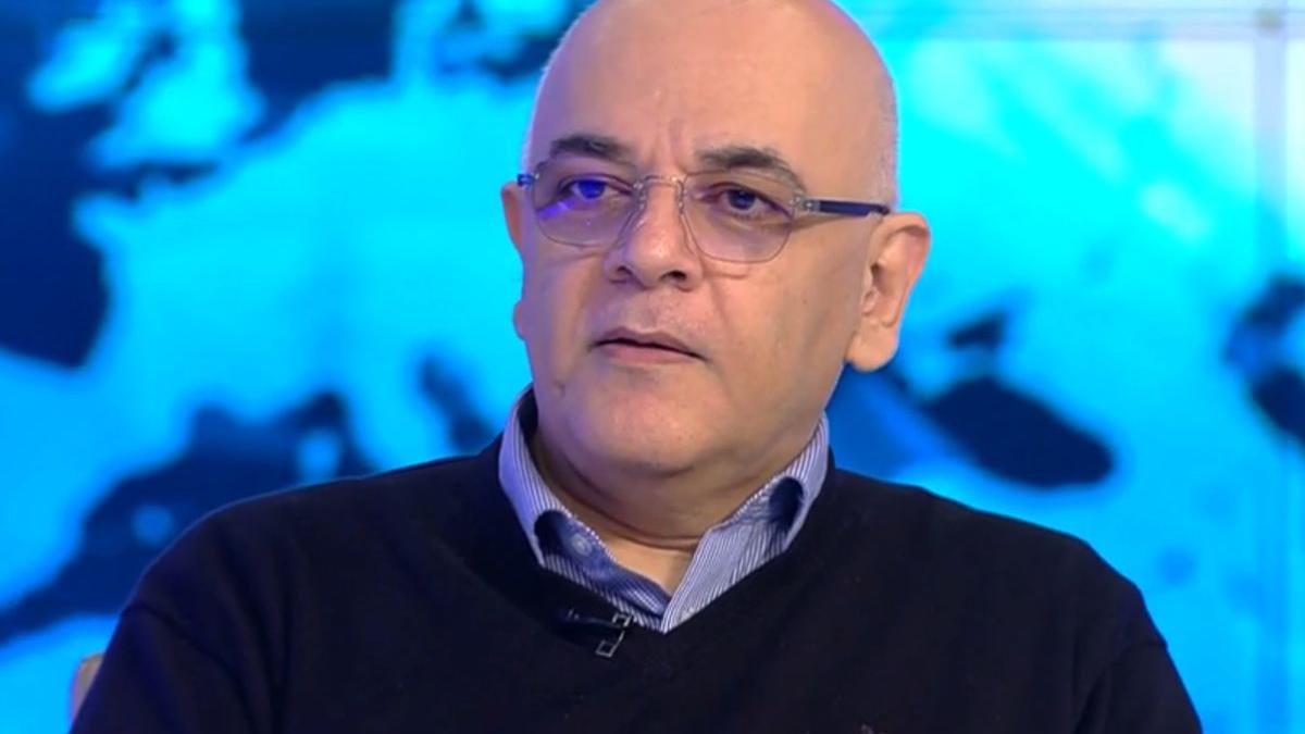 Raed Arafat: "Nicio doză de vaccin nu va fi aruncată. Dacă rămân doze se pot vaccina și persoane care nu se încadrează în etapa a doua a imunizării"