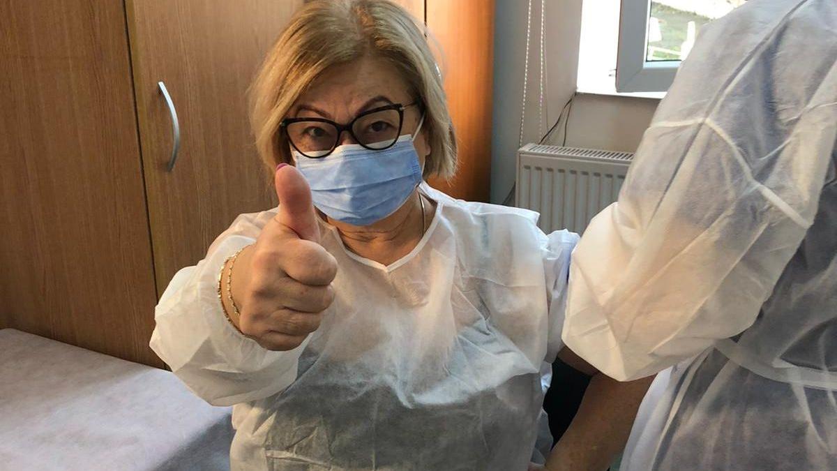 Ce se întâmplă dacă te vaccinezi împotriva COVID-19 şi eşti deja infectat, dar nu ştii. Dr. Carmen Dorobăț explică