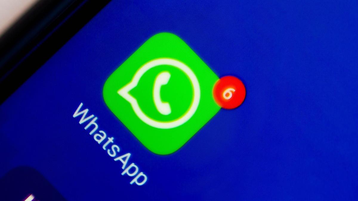 Prima instituţie publică din România care renunţă la WhatsApp! Motivul este surprinzător