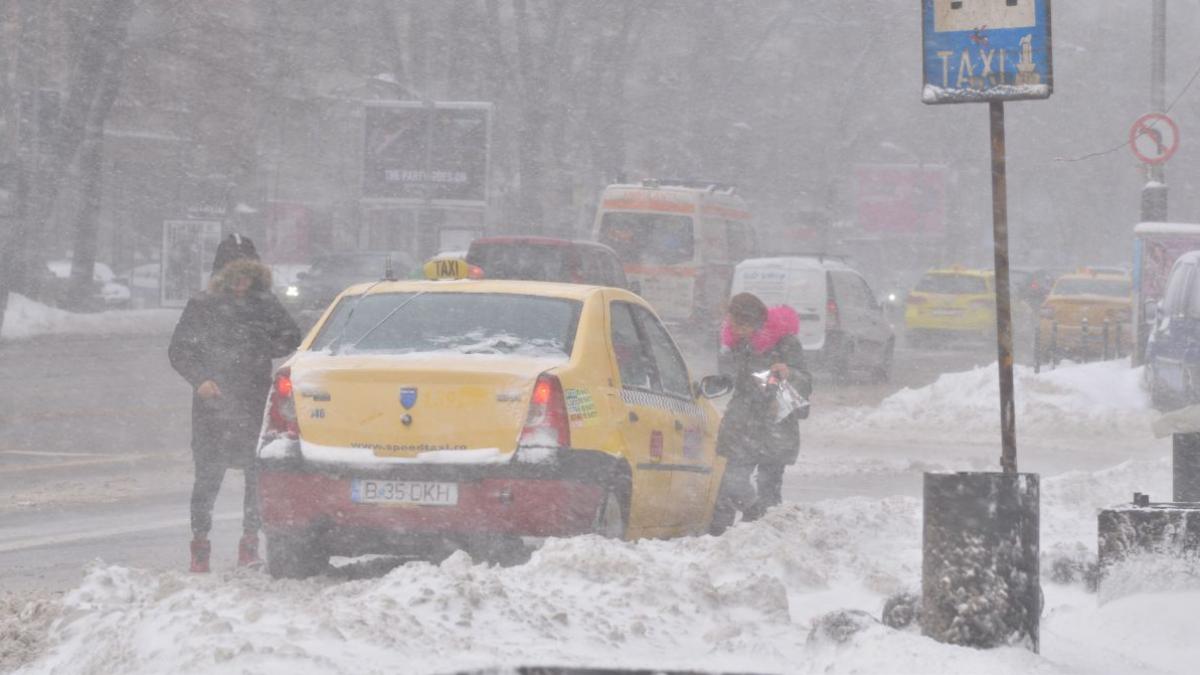 Iarna revine în forță! ANM: Cod galben de ninsori însemnate cantitativ