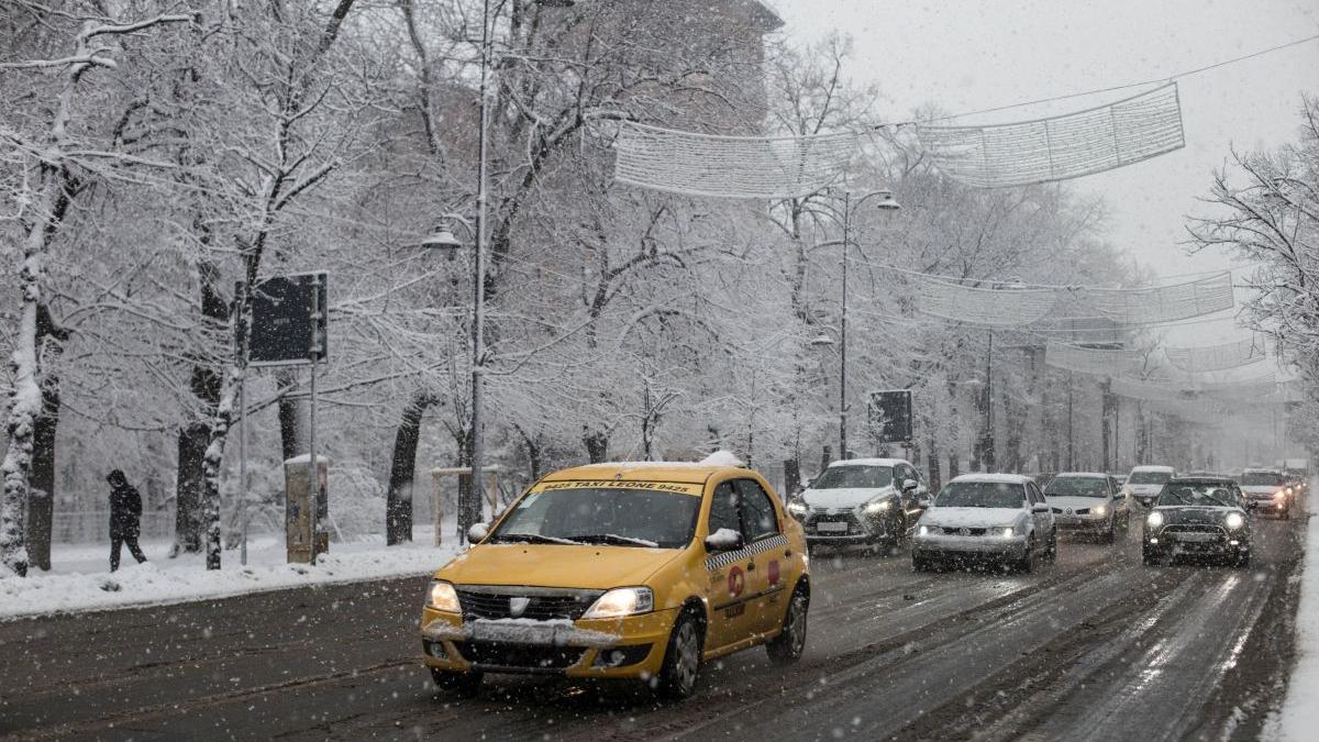 Prognoză METEO specială pentru București. Ninsorile nu se opresc