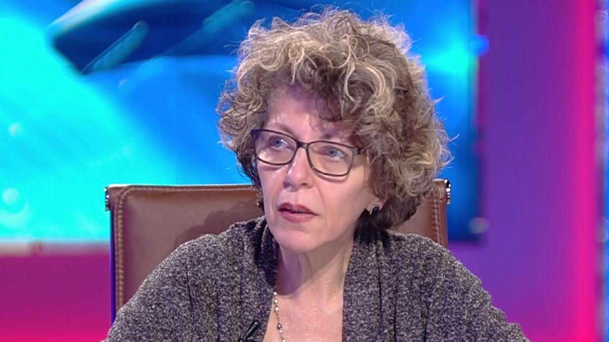 Adina Anghelescu: "Victimele de la Matei Balş au fost scoase din incendiu de un poliţist care se trata de COVID-19"