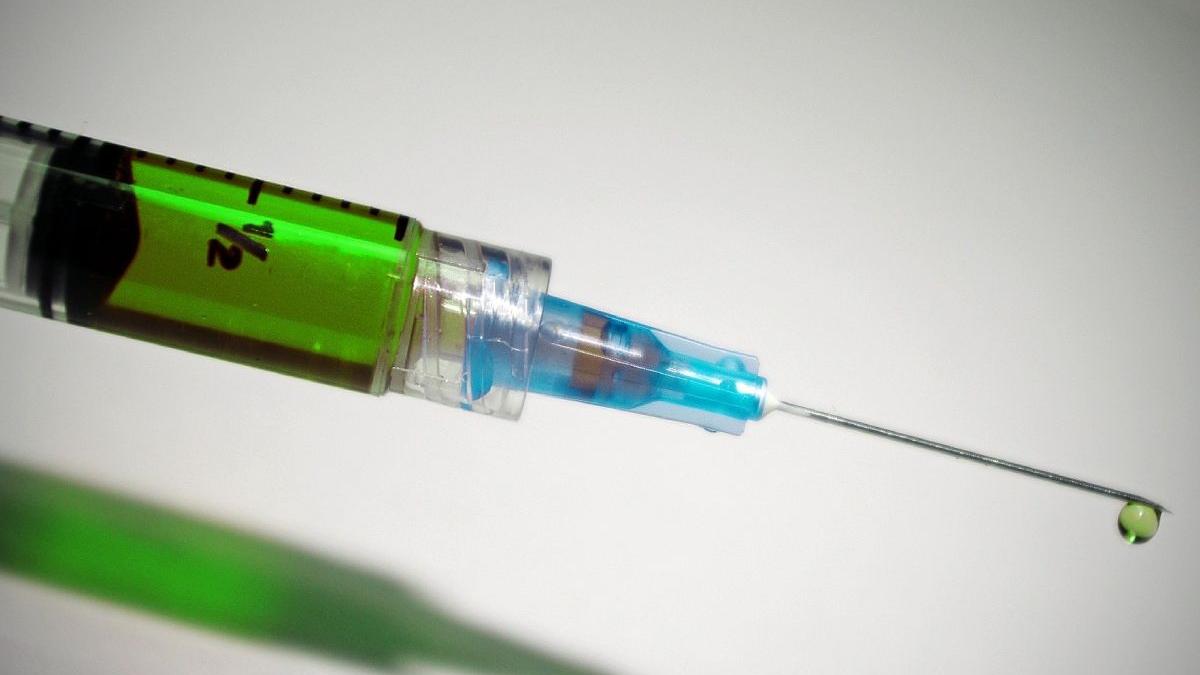 Au apărut primele vaccinuri falsificate. Cum procedau indivizii 