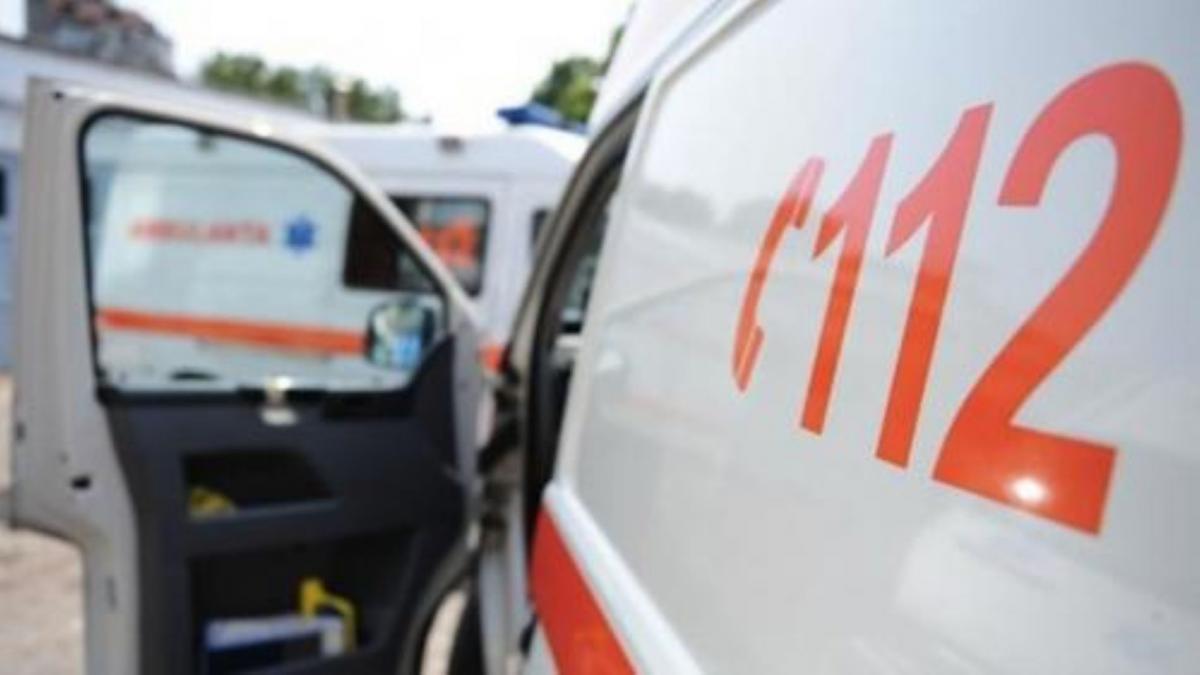 Părinți certați de un operator 112 când au cerut o ambulanță pentru fiica lor: ”Nu mă înveți tu pe mine la ce-s obligată să trimit! Tu să-ți vezi de copil!”