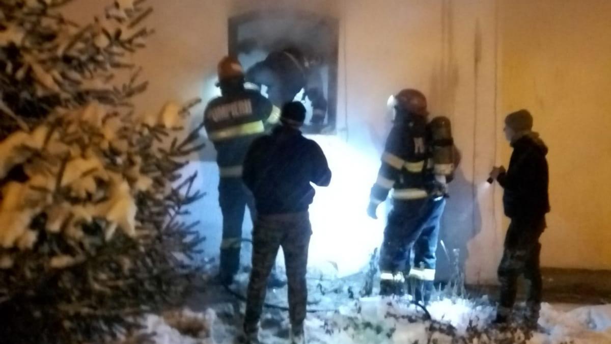 Încă un incendiu, la o grădiniţă. Mai mulţi copii din Dâmboviţa, evacuați de urgenţă