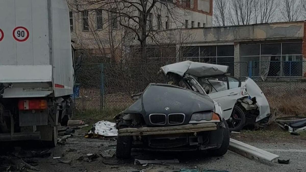 Accident Mortal In Drobeta Turnu Severin Doi Oameni Au Murit Pe Loc