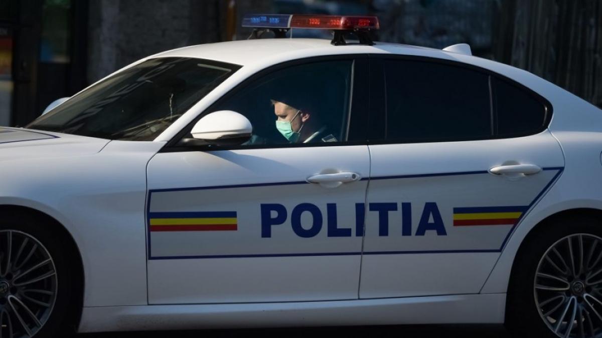 Mandat de arestare pentru un fost polițist local bănuit că ar fi furat de la un viceprimar din Târgu Jiu